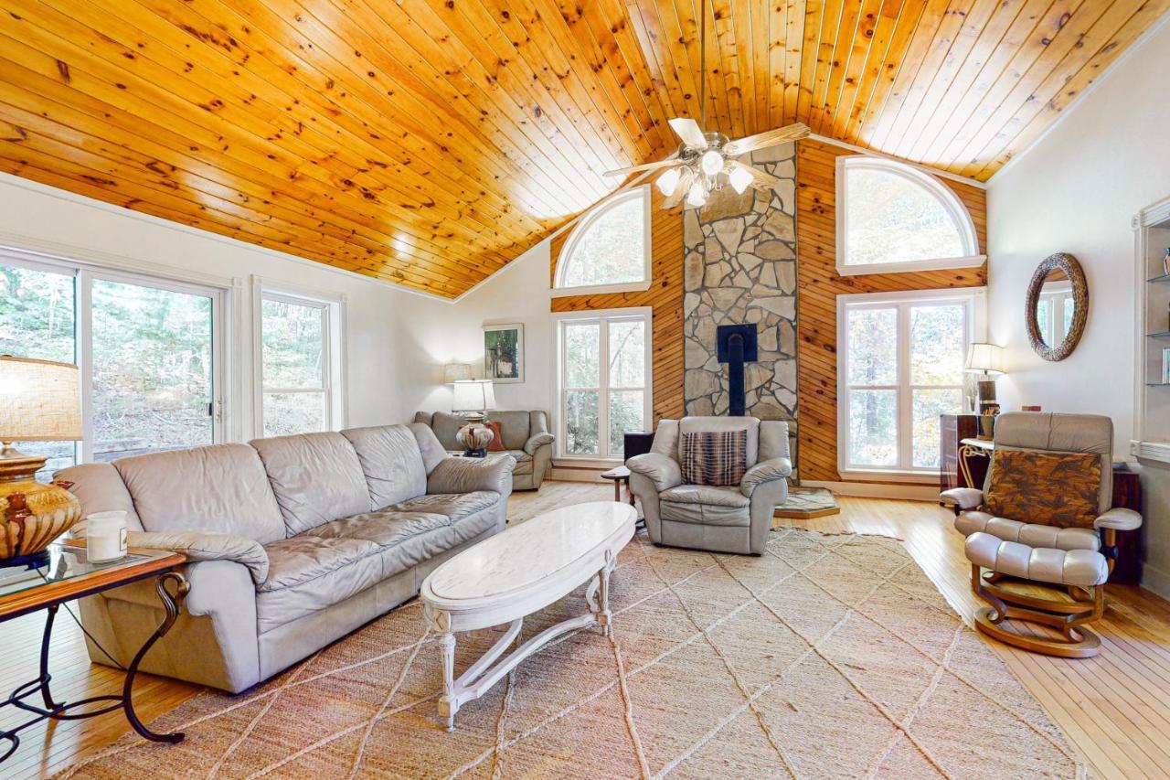 Doe Heights Chalet Batesville Экстерьер фото